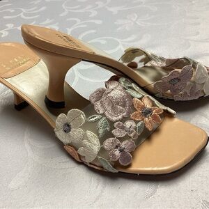 Stuart Weitzman Floral Embroidered Heels - Cream and Pink4/1/2 not a 5